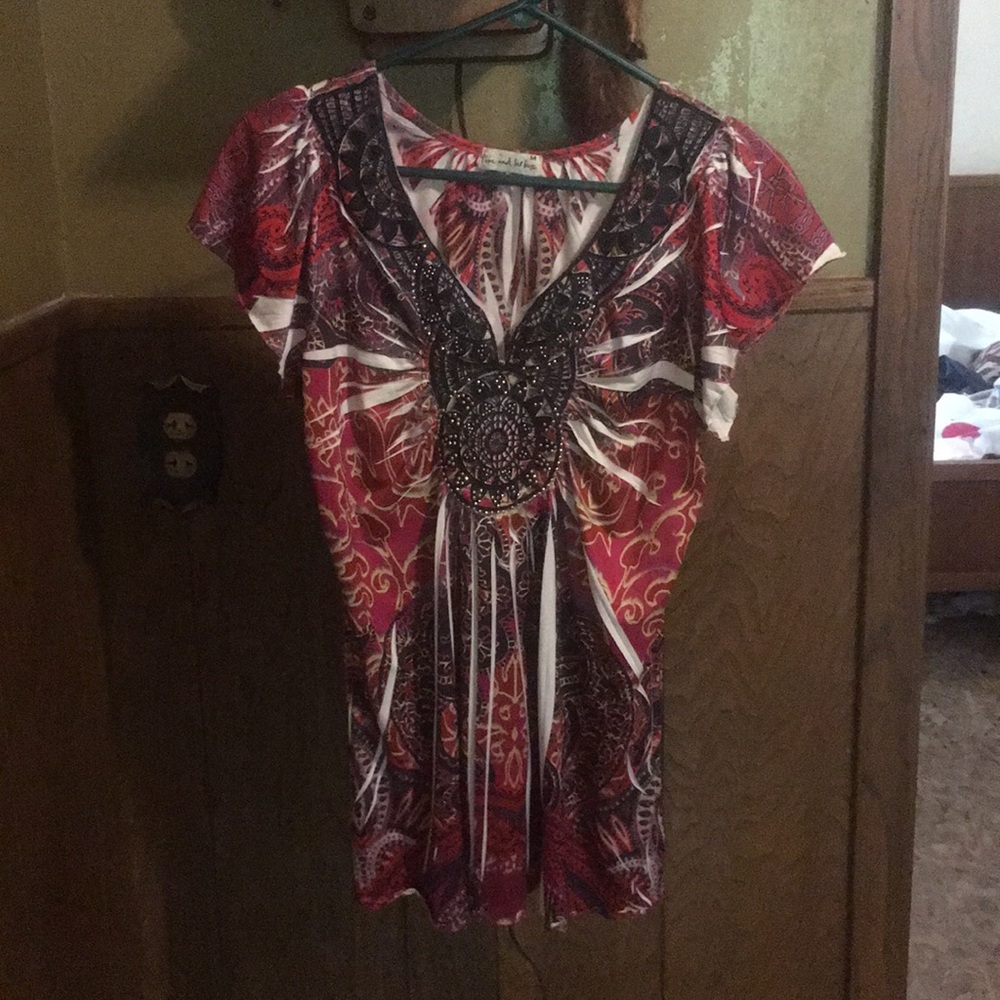 Cute multicolor top.